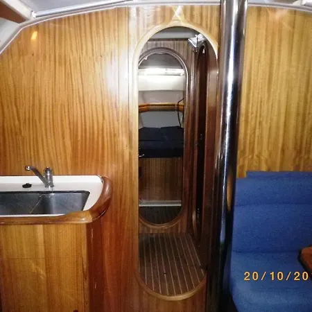 Sailling Yacht Armonia * Corfu (city)