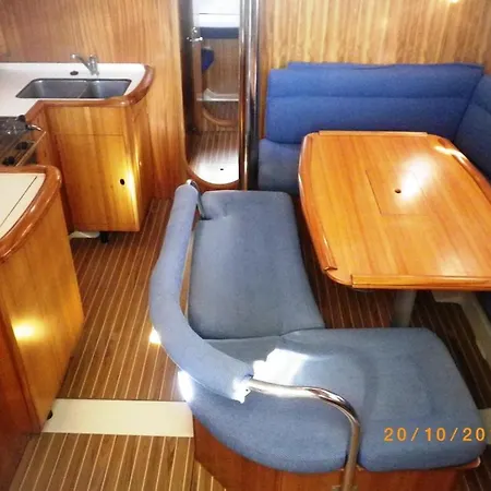 Bådhotel Sailling Yacht Armonia *