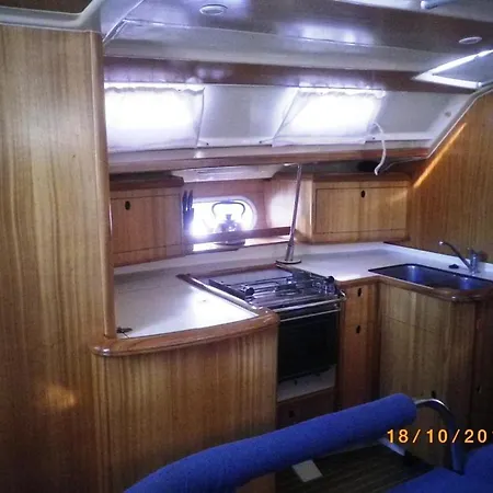 Bådhotel Sailling Yacht Armonia Corfu (city)