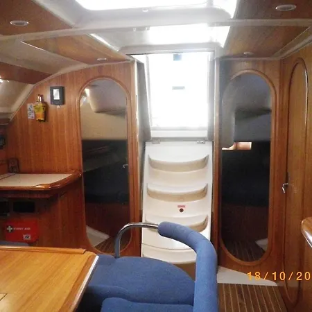 Bådhotel Sailling Yacht Armonia Corfu (city)