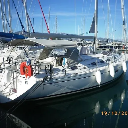 Sailling Yacht Armonia Bådhotel *